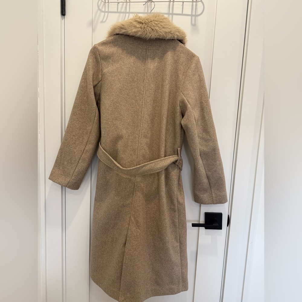 Zara Lapel collar coat with removable faux fir bloggers favorite - Picture 11 of 12